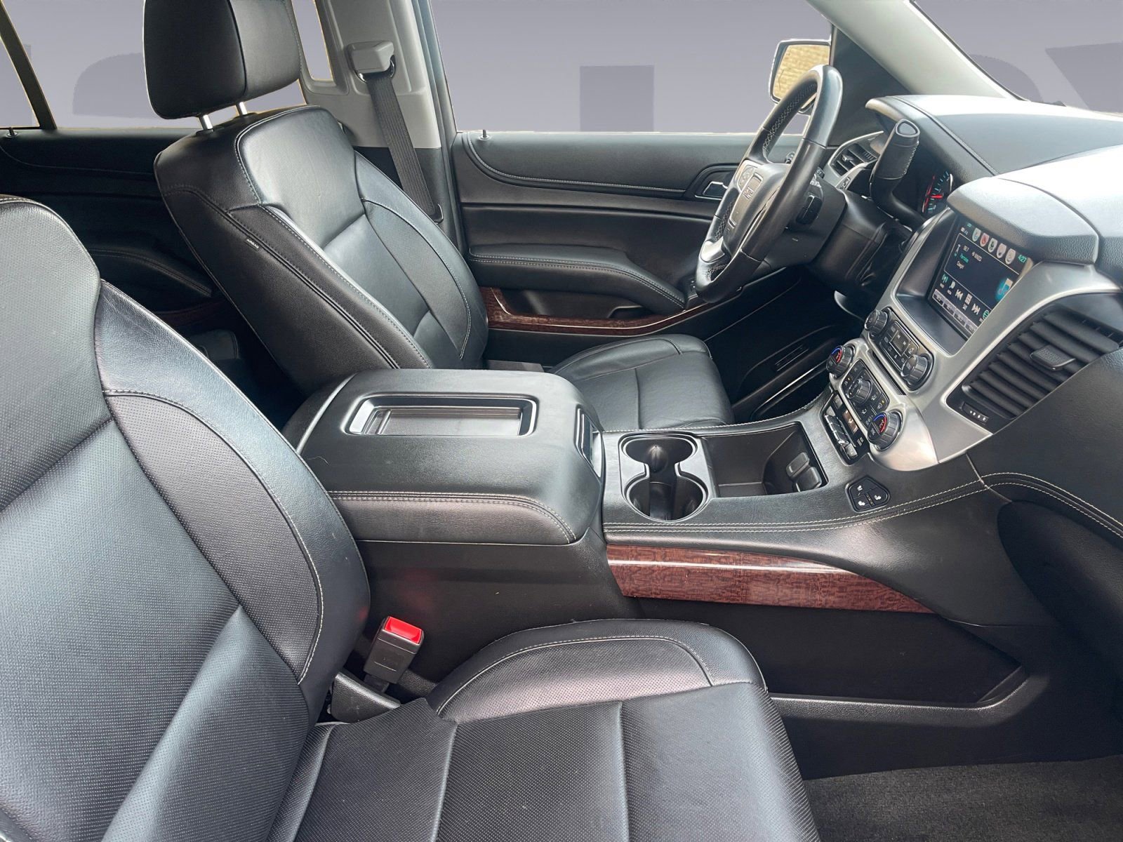 Used 2018 GMC Yukon XL SLT w/ Open Road Package image 17