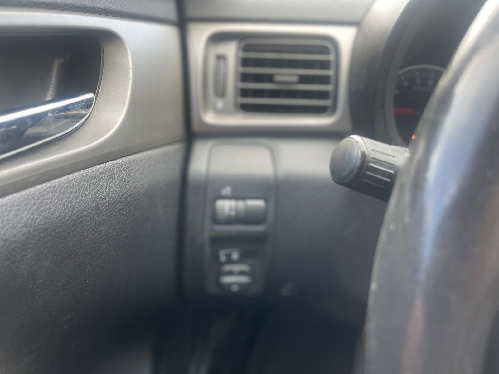 Used 2009 Subaru Impreza 2.5i image 8