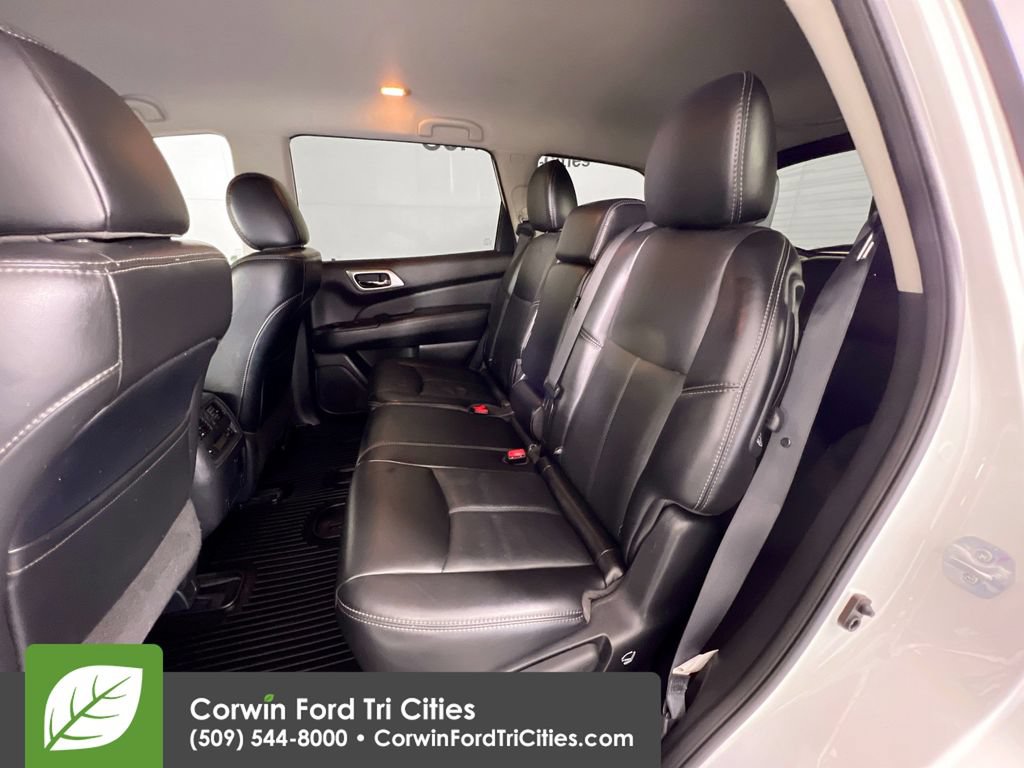 Used 2017 Nissan Pathfinder SL w/ Cargo Package AWD/4WD image 28
