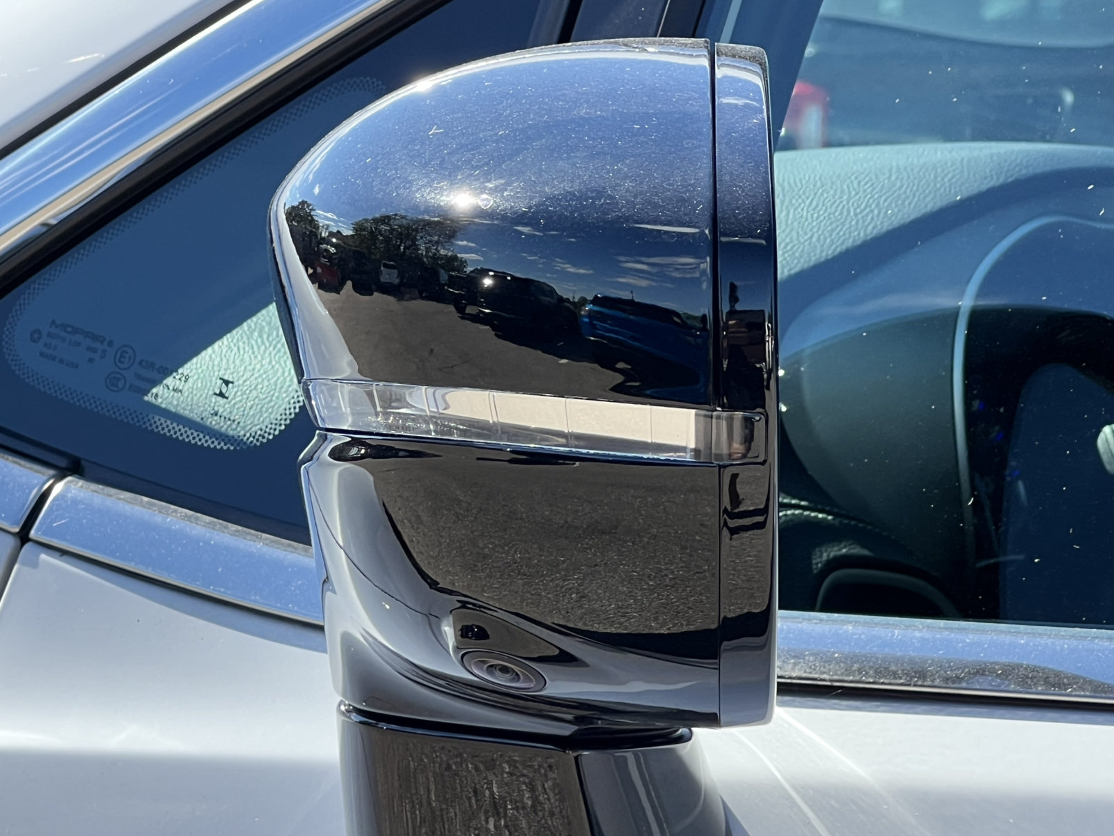 New 2027 Chrysler Pacifica Limited AWD/4WD image 43