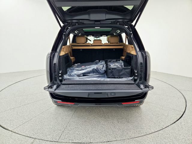 New 2026 Land Rover Range Rover Long Wheelbase SE AWD/4WD image 15