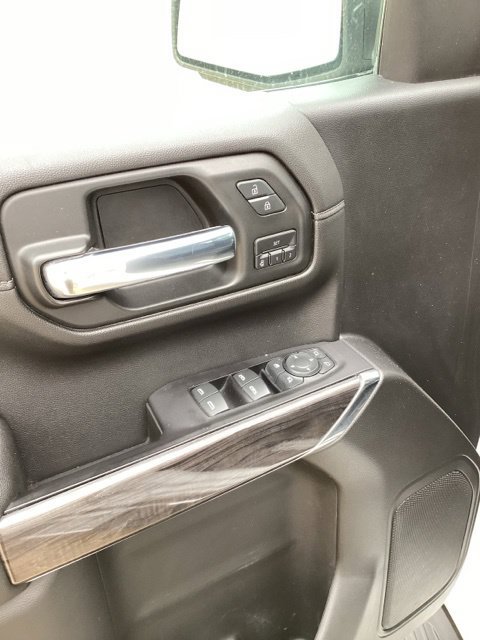 Used 2019 Chevrolet Silverado 1500 LTZ AWD/4WD image 10