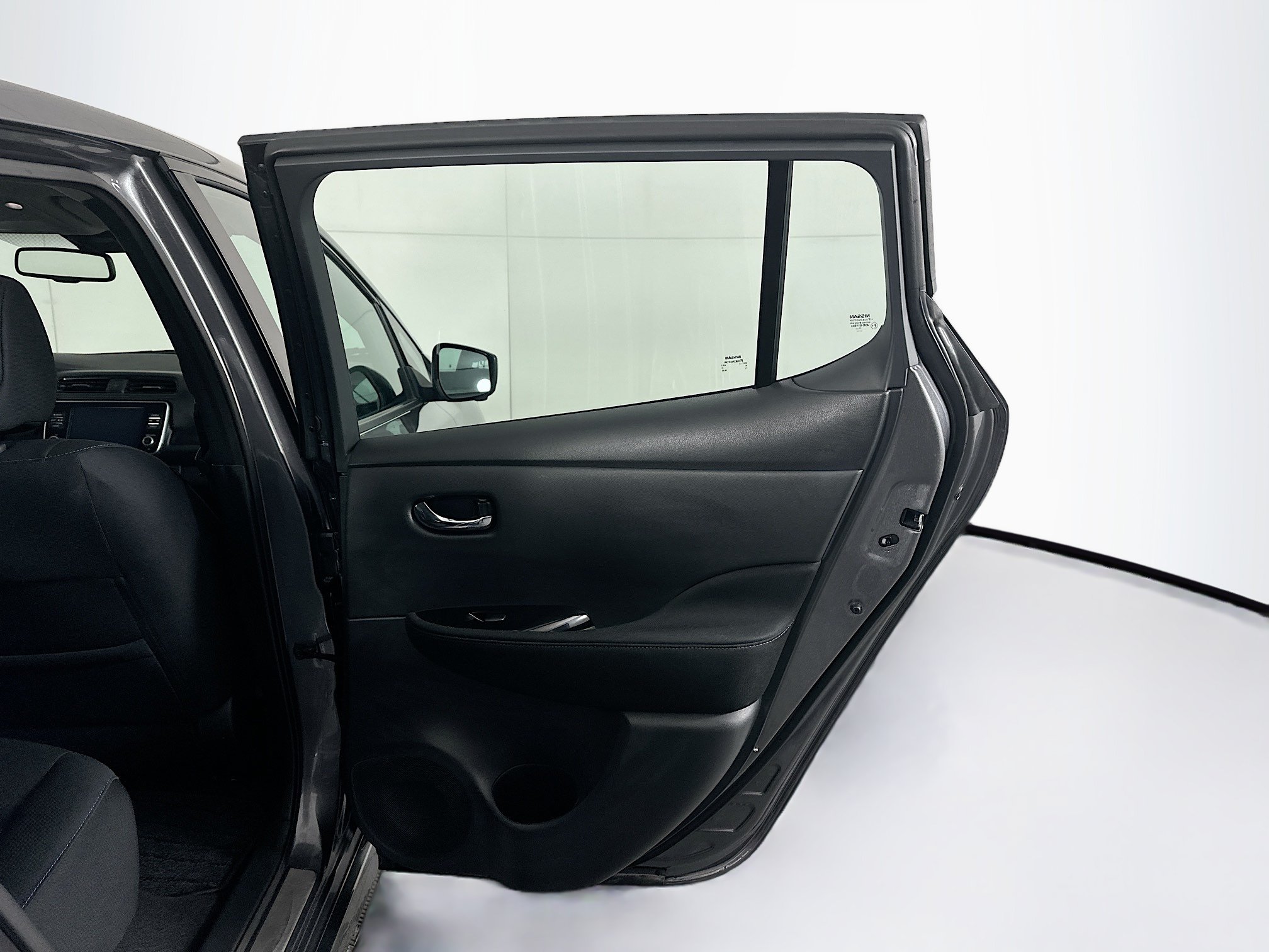 Used 2025 Nissan Leaf SV Plus FWD image 29