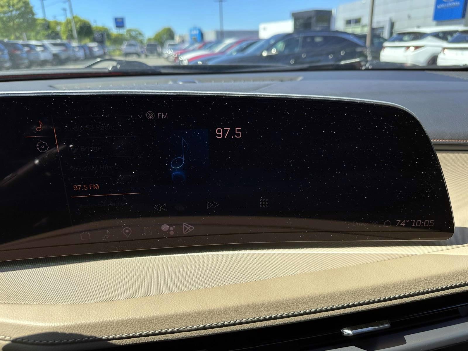 Used 2024 Cadillac XT4 Luxury w/ Cold Weather Package FWD image 20