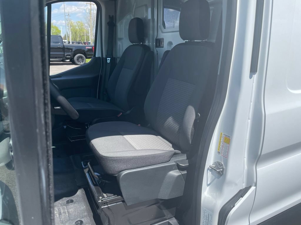 New 2026 Ford Transit 250 148 Medium Roof Extended AWD image 12