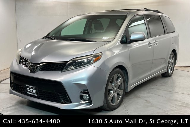 Used 2018 Toyota Sienna SE Premium