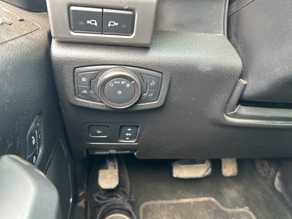 Used 2017 Ford F250 Platinum w/ Platinum Ultimate Package AWD/4WD image 23