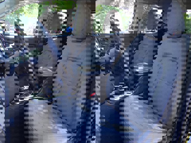 Used 2016 Chevrolet Colorado LT w/ LT Convenience Package image 17