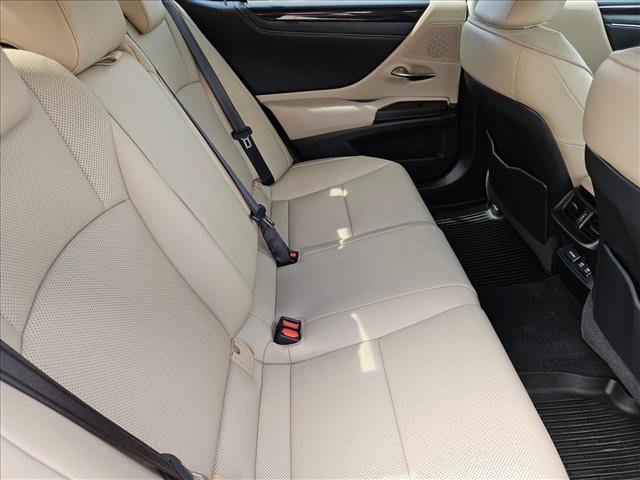 Used 2019 Lexus ES 350 w/ Premium Package image 26