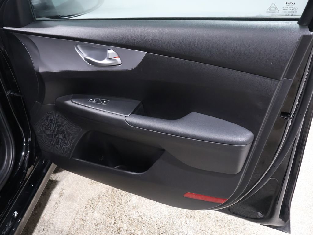 Used 2023 Kia Forte LXS image 23