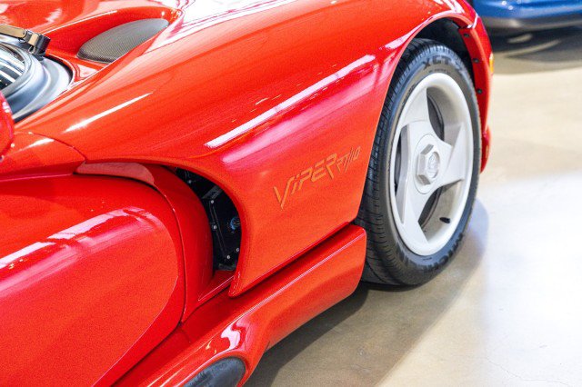 Used 1993 Dodge Viper RT/10 RWD image 19