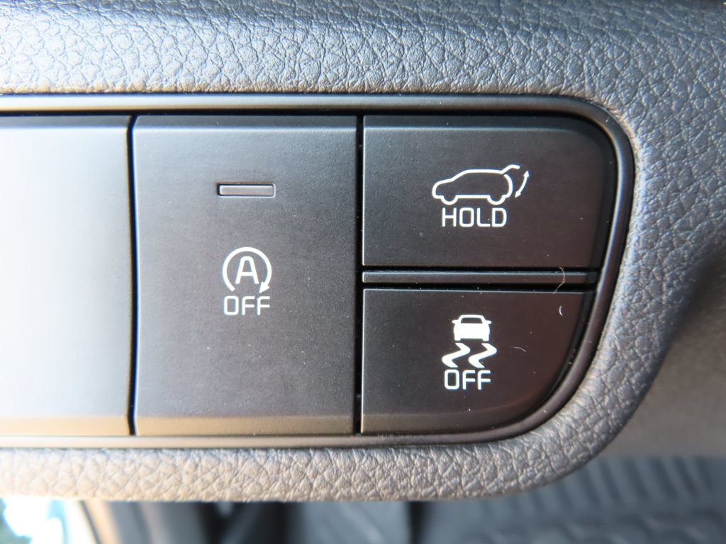Certified 2026 Kia Seltos EX AWD/4WD image 15