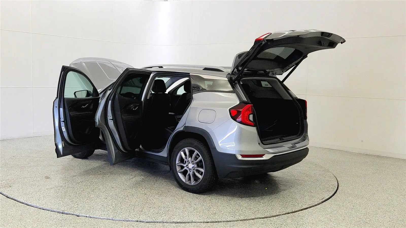 Used 2023 GMC Terrain SLT FWD image 12
