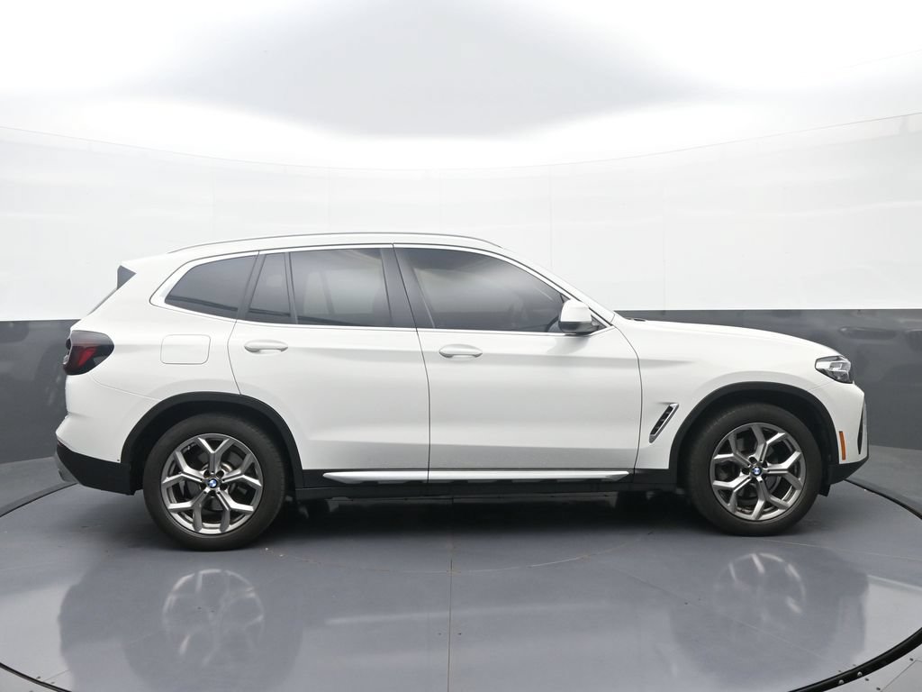 Used 2024 BMW X3 xDrive30i w/ Premium Package w/ZPA AWD/4WD image 8