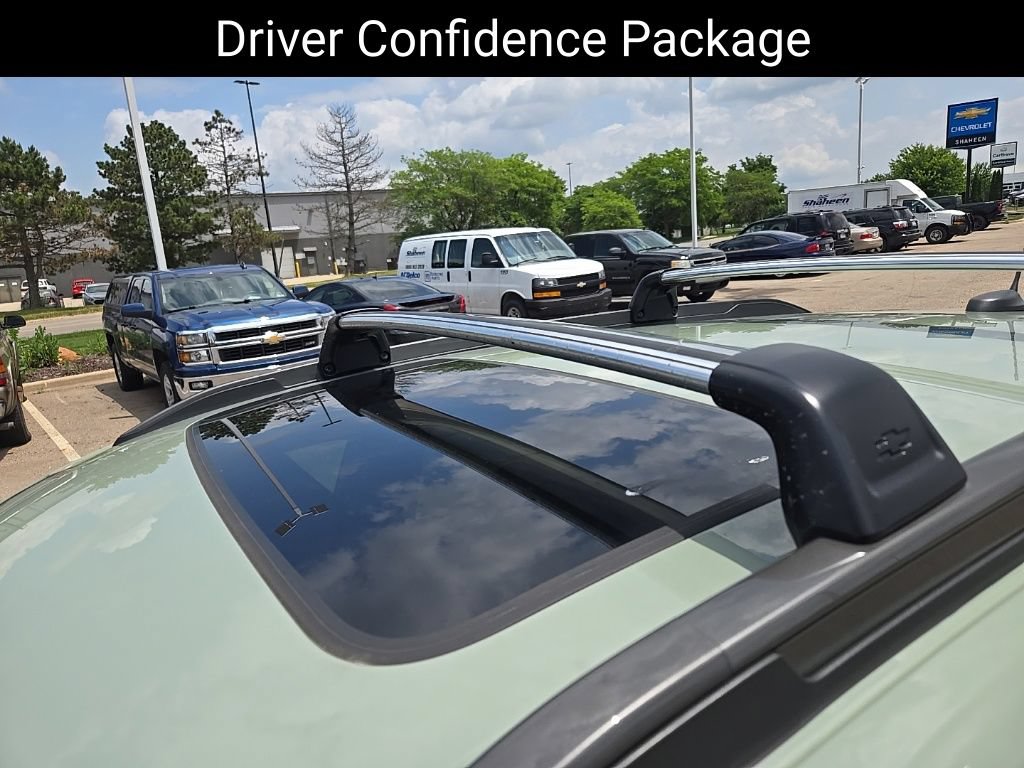 Used 2025 Chevrolet Trax ACTIV w/ Sunroof Package FWD image 12