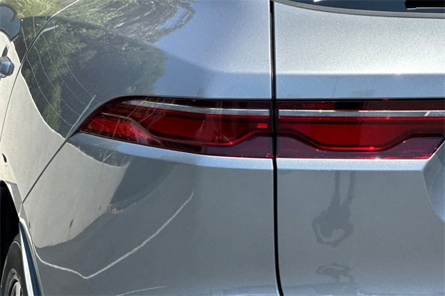 New 2026 Jaguar F-PACE R-Dynamic S image 26