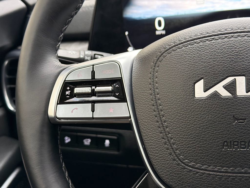 Used 2025 Kia Telluride SX Prestige image 23