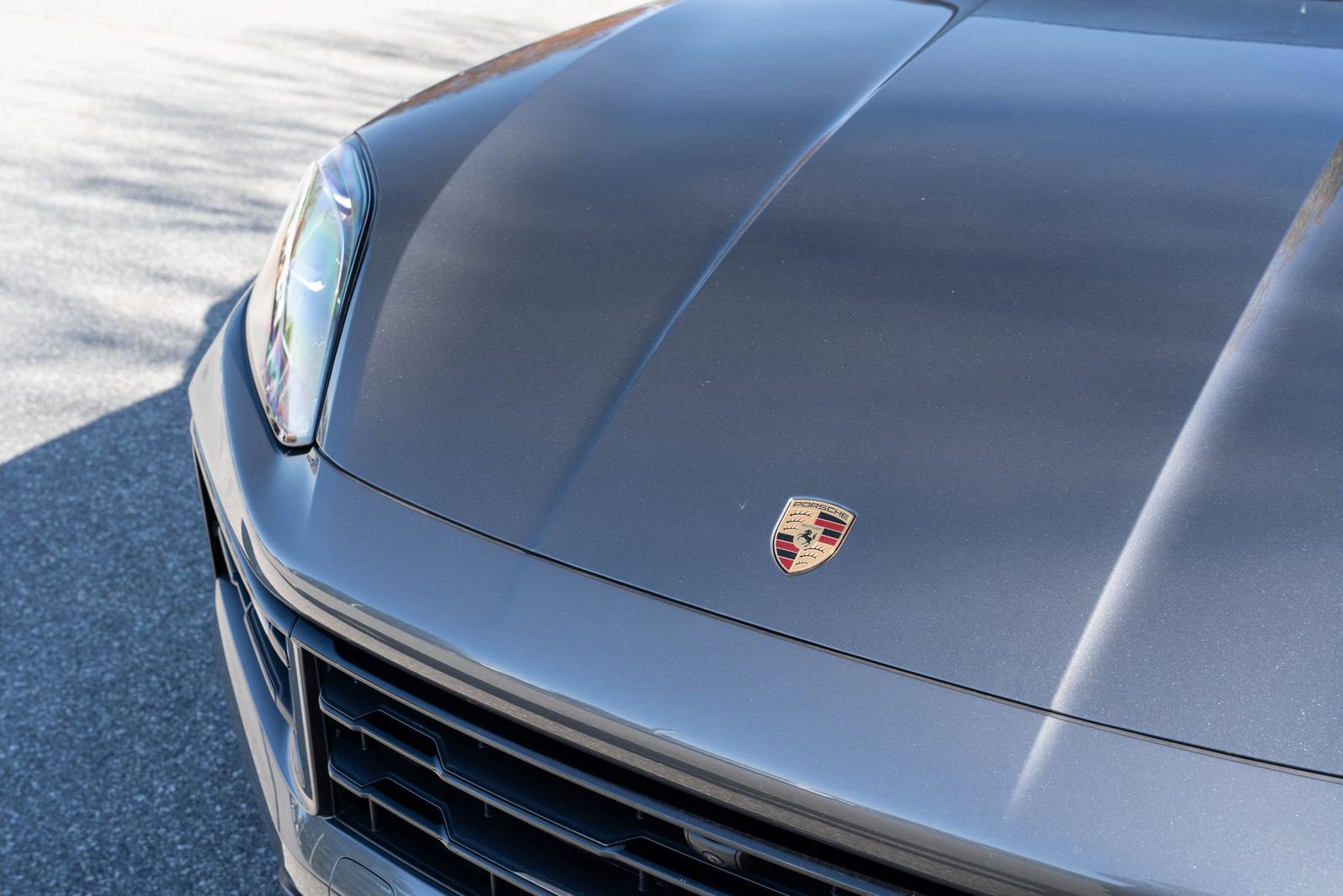 Certified 2025 Porsche Cayenne image 18