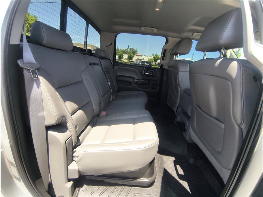 Used 2015 GMC Sierra 2500 SLT w/ Duramax Plus Package AWD/4WD image 15