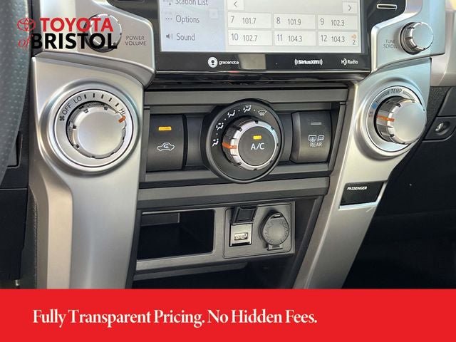 Used 2021 Toyota 4Runner SR5 Premium w/ Moonroof Package AWD/4WD image 32