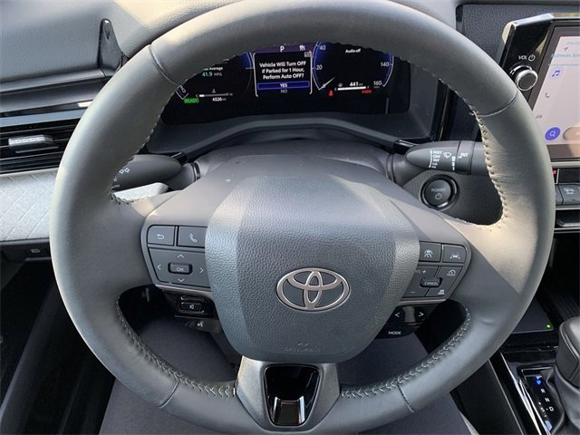 Used 2025 Toyota Camry XLE image 19