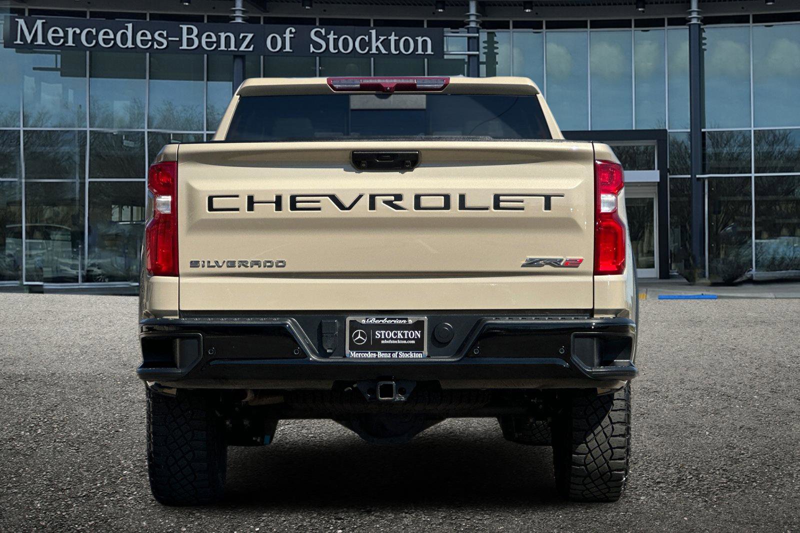 Used 2022 Chevrolet Silverado 1500 ZR2 image 5