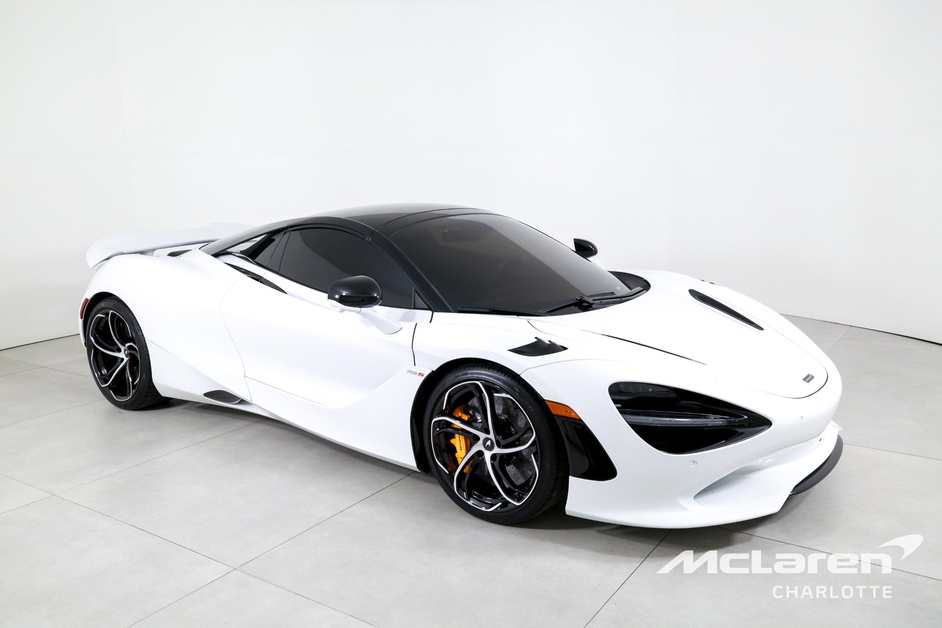 Used 2024 McLaren 750S Spider image 3
