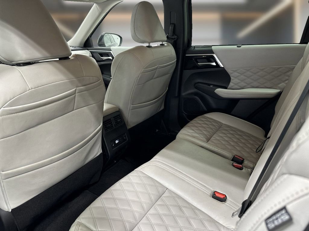 Used 2022 Mitsubishi Outlander SEL FWD image 14