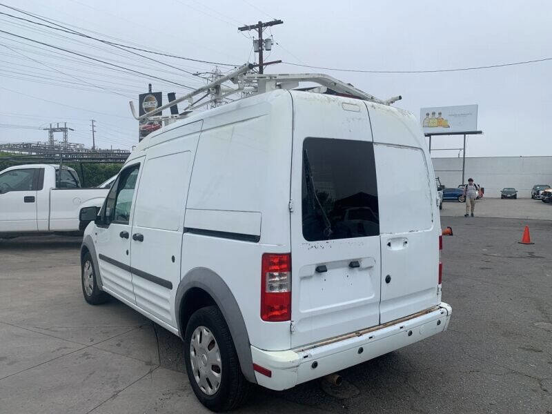 Used 2012 Ford Transit Connect XLT image 3
