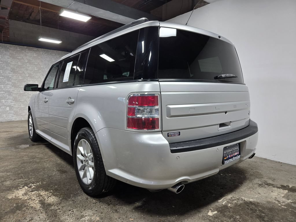 Used 2019 Ford Flex SE FWD image 37