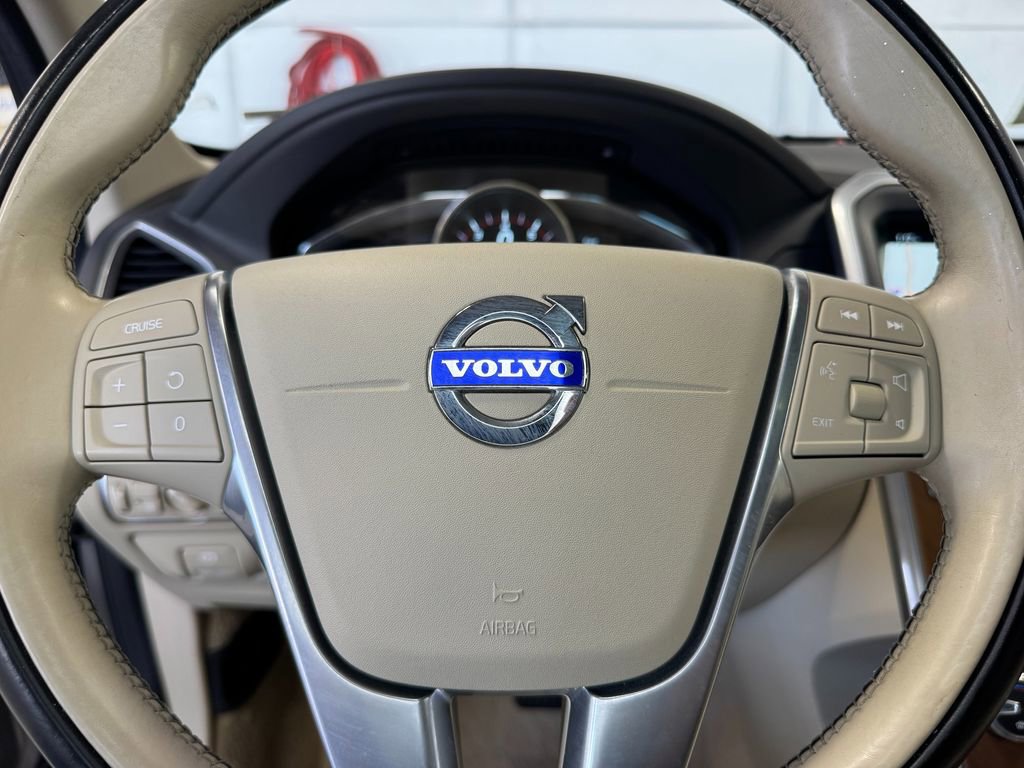 Used 2015 Volvo XC60 T5 Premier w/ Protection Package FWD image 15