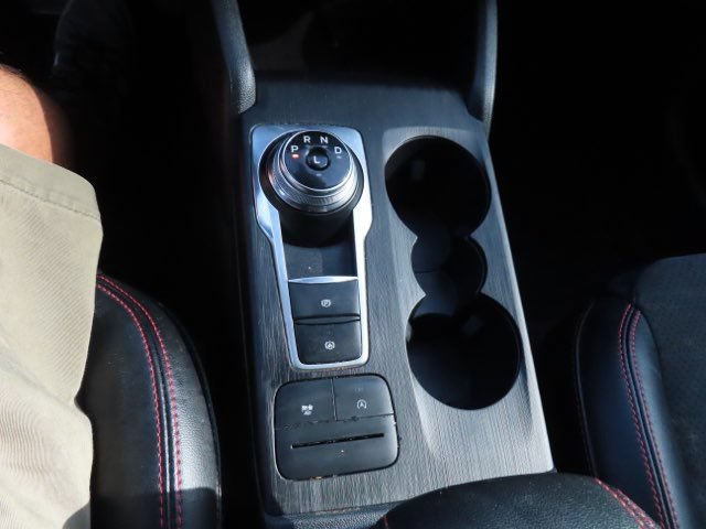 Used 2021 Ford Escape SEL w/ SEL Stealth AWD Package image 27