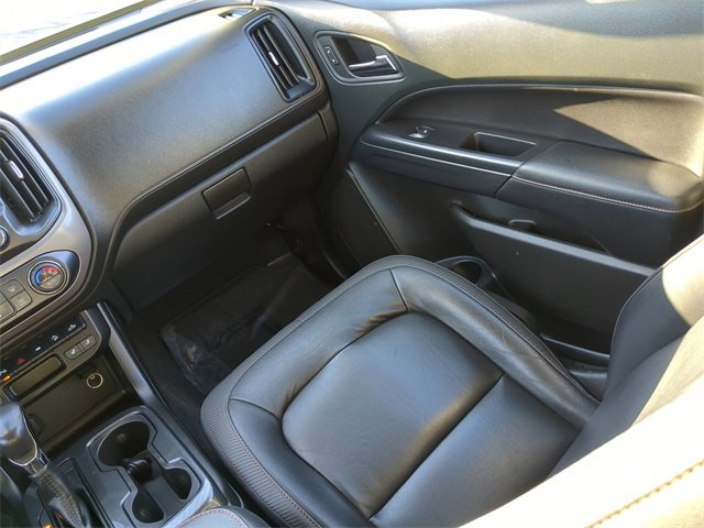 Used 2022 GMC Canyon AT4 w/ Driver Alert Package image 19