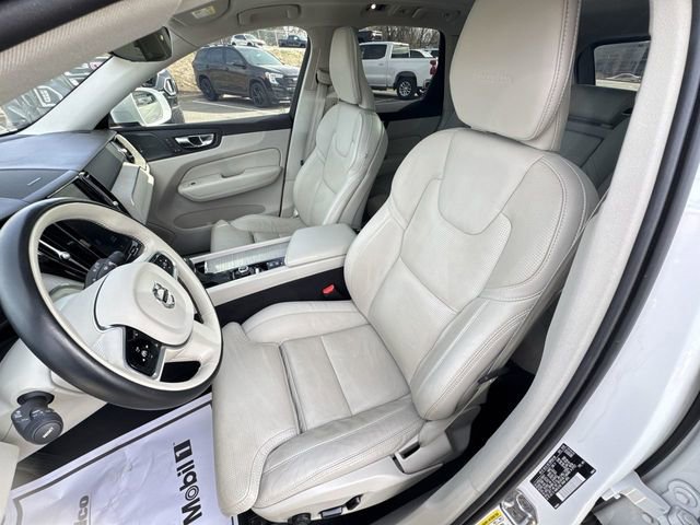 Used 2020 Volvo XC60 T5 Inscription w/ Protection Package Premier image 22