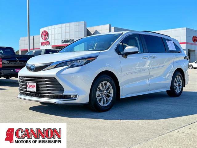 Certified 2023 Toyota Sienna XLE