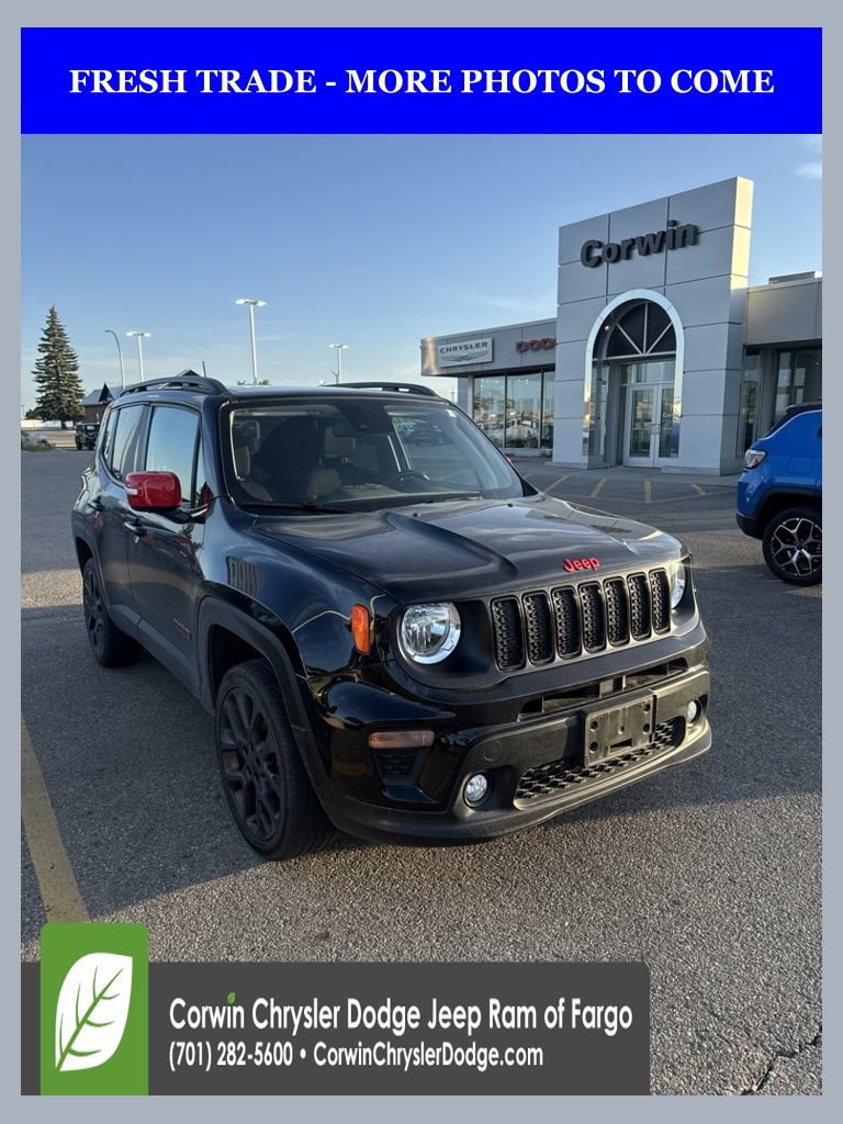 Used 2023 Jeep Renegade Latitude w/ Sun/Sound Group