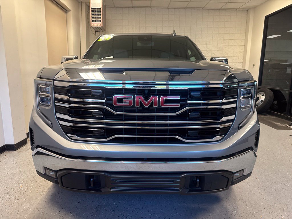 Used 2024 GMC Sierra 1500 SLT w/ LPO, GMC Protection Package AWD/4WD image 38