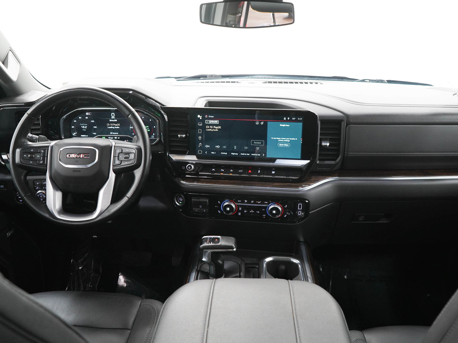 Used 2024 GMC Sierra 1500 Elevation w/ Elevation Premium Package AWD/4WD image 16