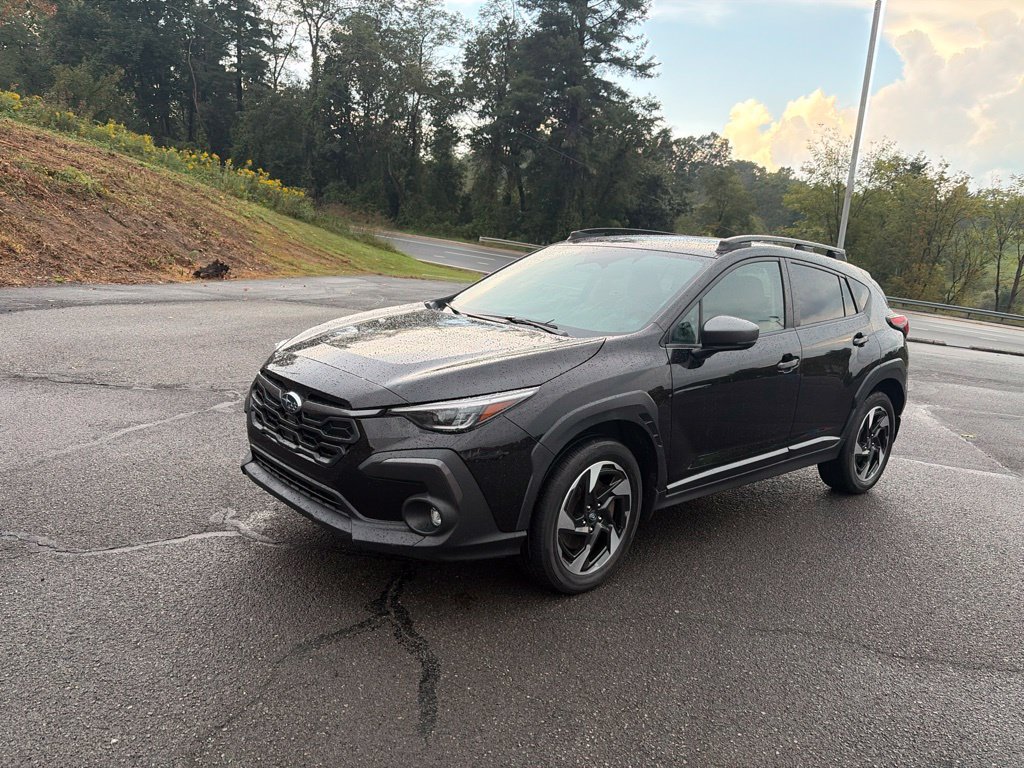 Used 2024 Subaru Crosstrek 2.5i Limited w/ Crosstrek Mirror Package AWD/4WD image 4
