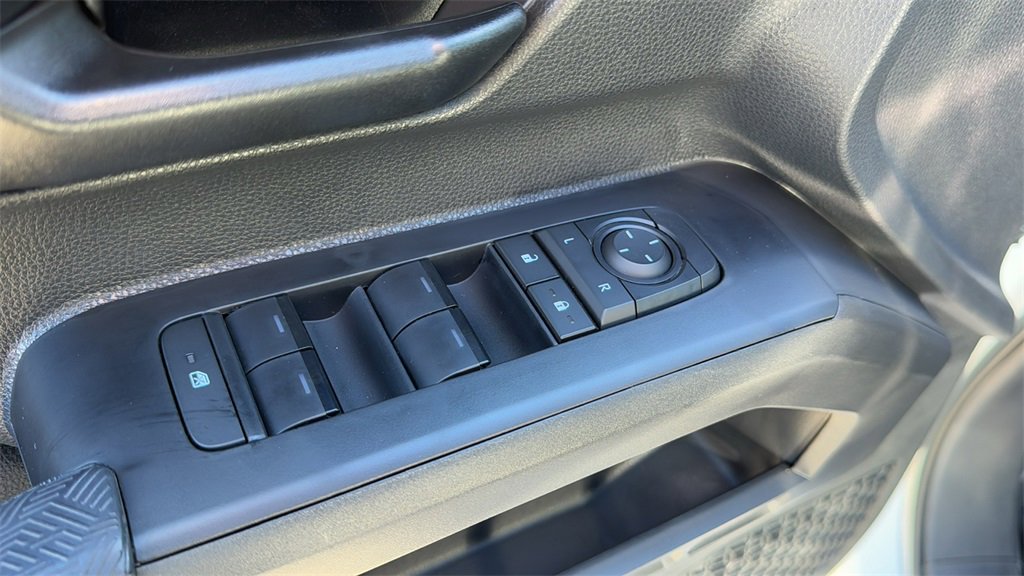 New 2026 Toyota Tacoma SR5 image 15