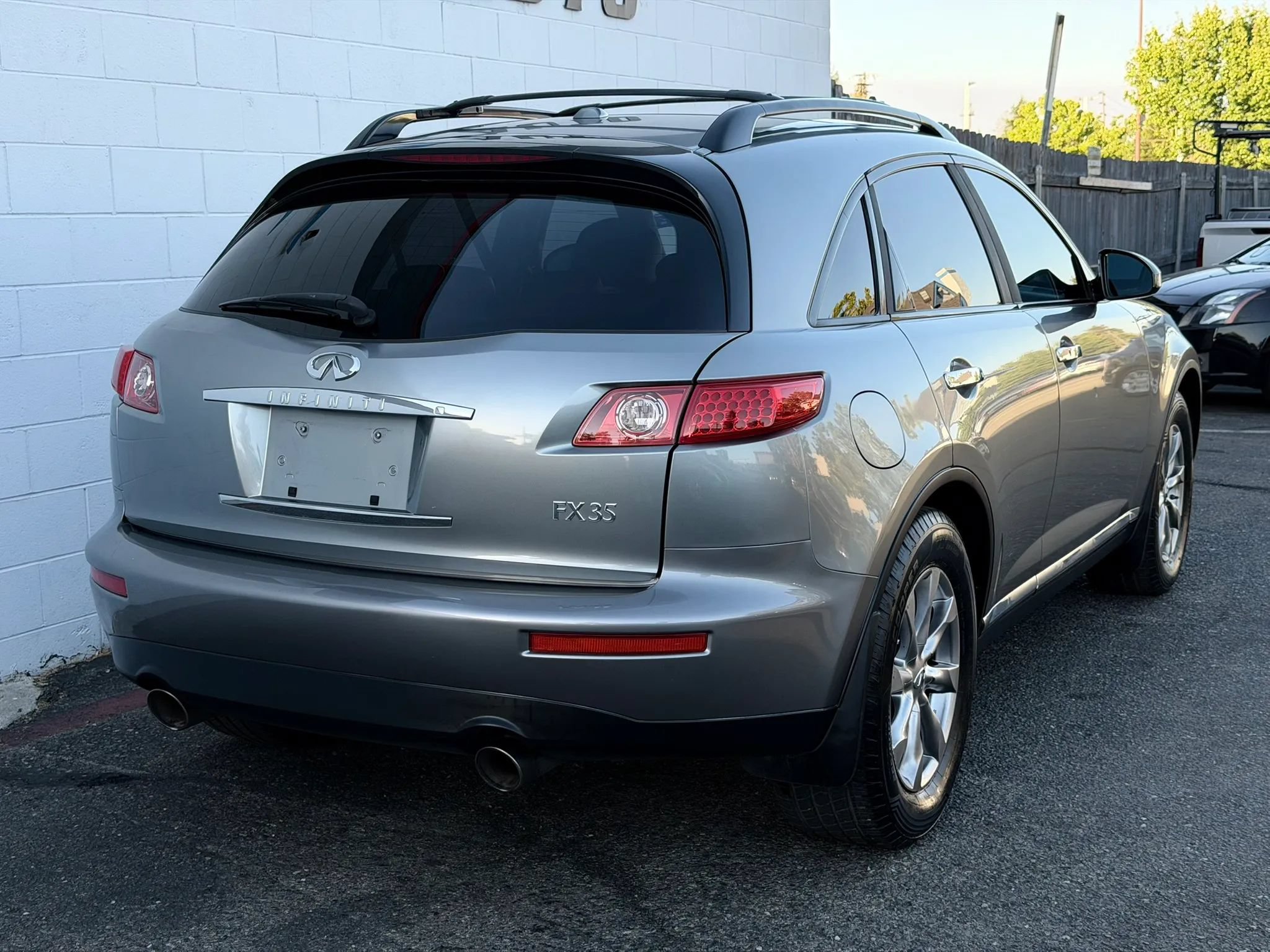 Used 2008 INFINITI FX35 2WD w/ Technology Pkg image 5
