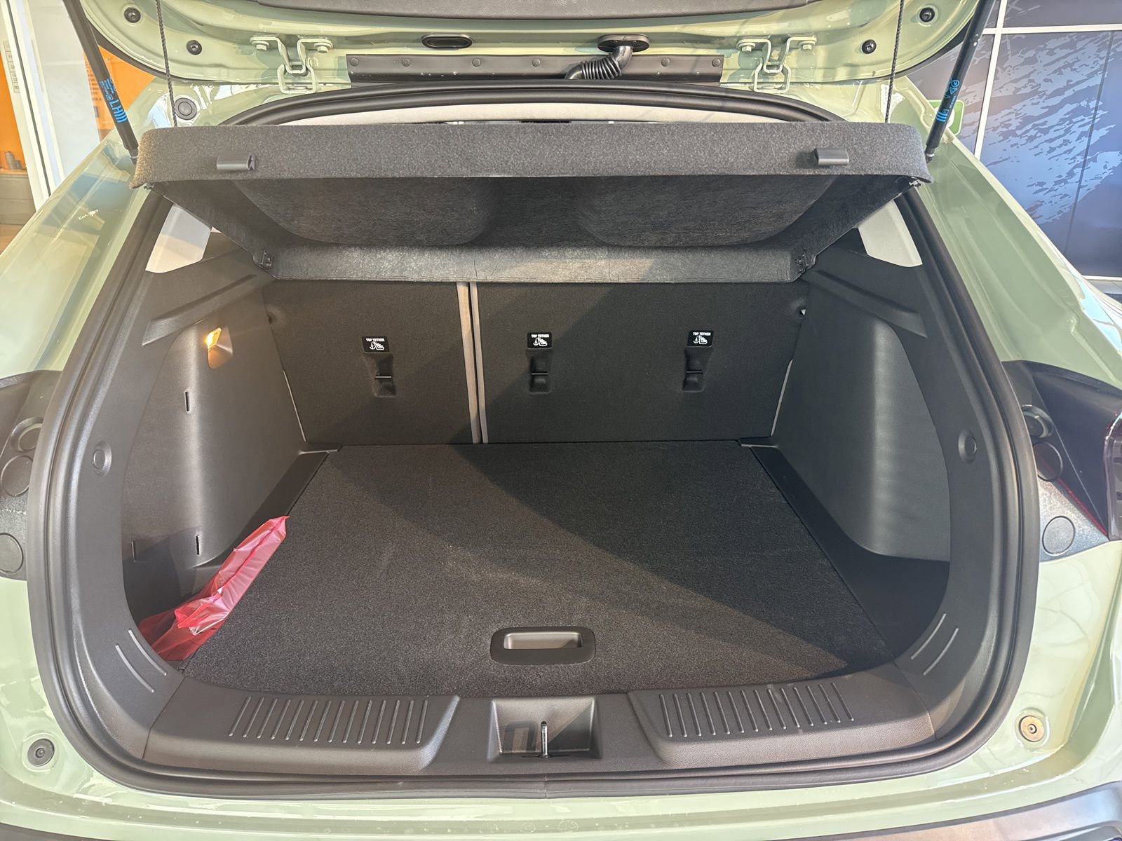 New 2026 Chevrolet Trax ACTIV w/ Driver Confidence Package image 11