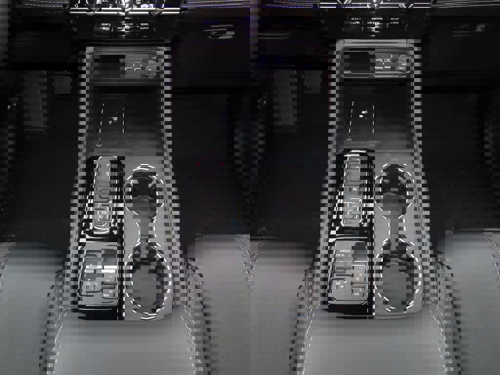 New 2025 Honda Pilot Touring image 26