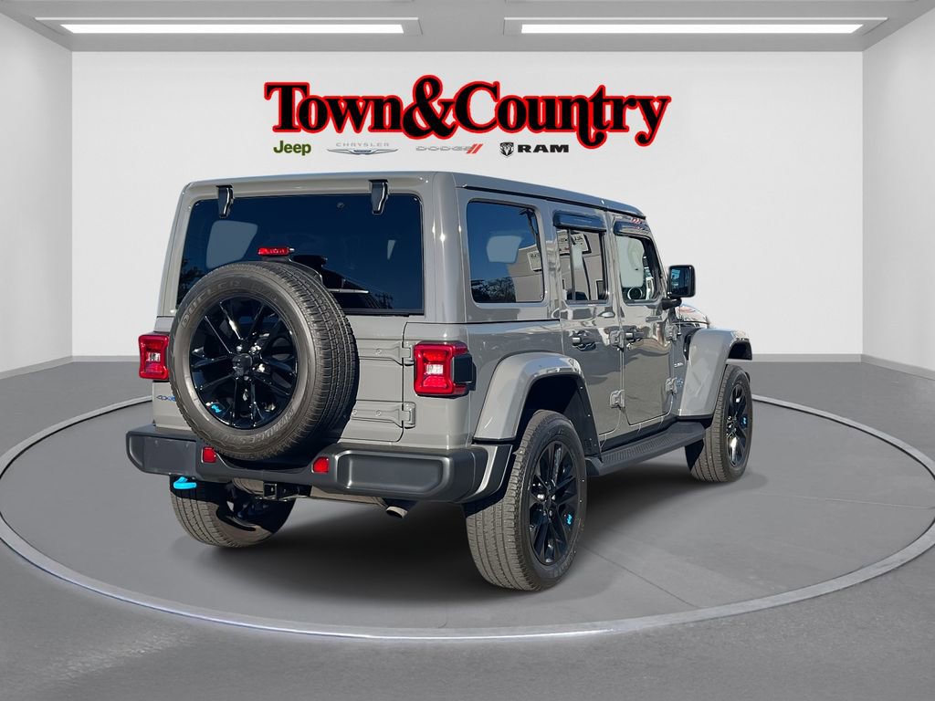 Used 2022 Jeep Wrangler Unlimited Sahara 4xe w/ Cold Weather Group image 6