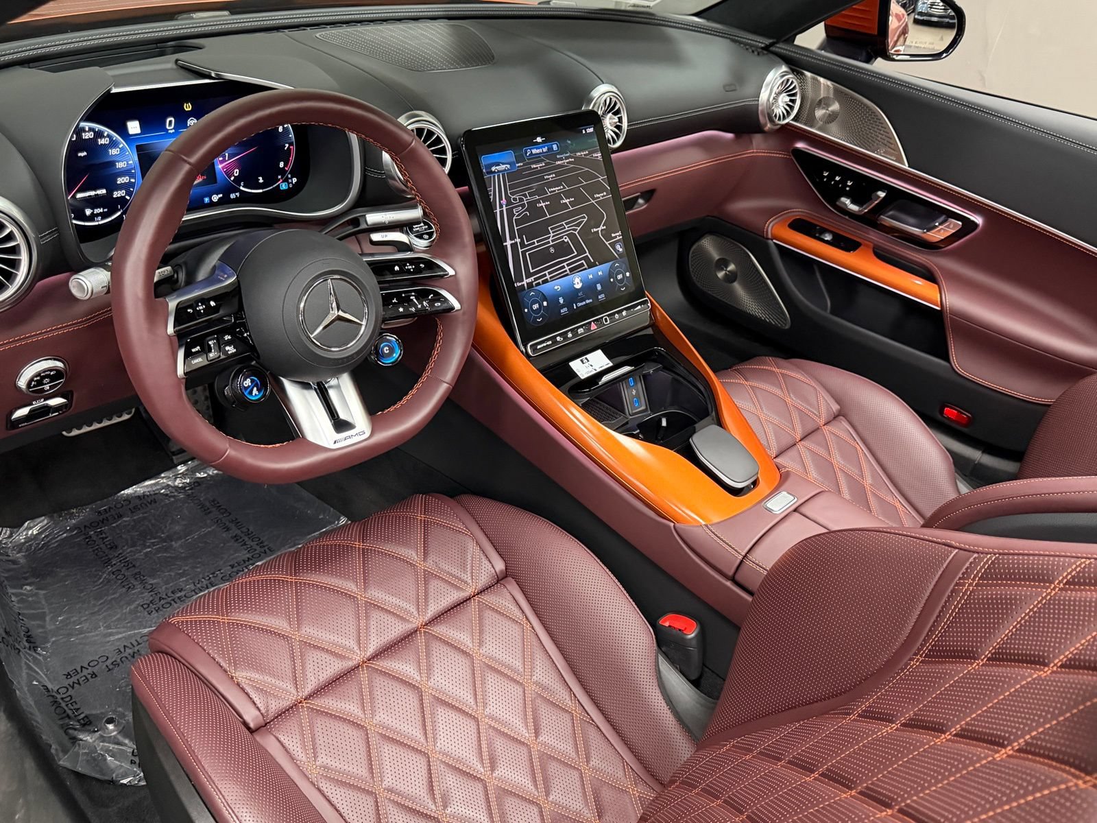 Used 2024 Mercedes-Benz SL 63 AMG 4MATIC image 24