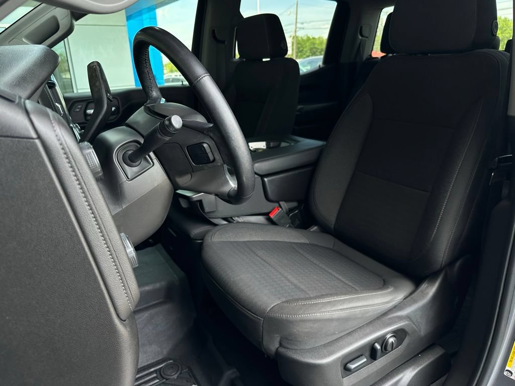 Used 2022 Chevrolet Silverado 1500 LT AWD/4WD image 13