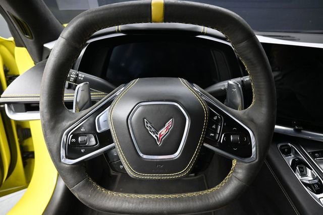 Used 2022 Chevrolet Corvette Stingray Premium Conv w/ Z51 Performance Package RWD image 13