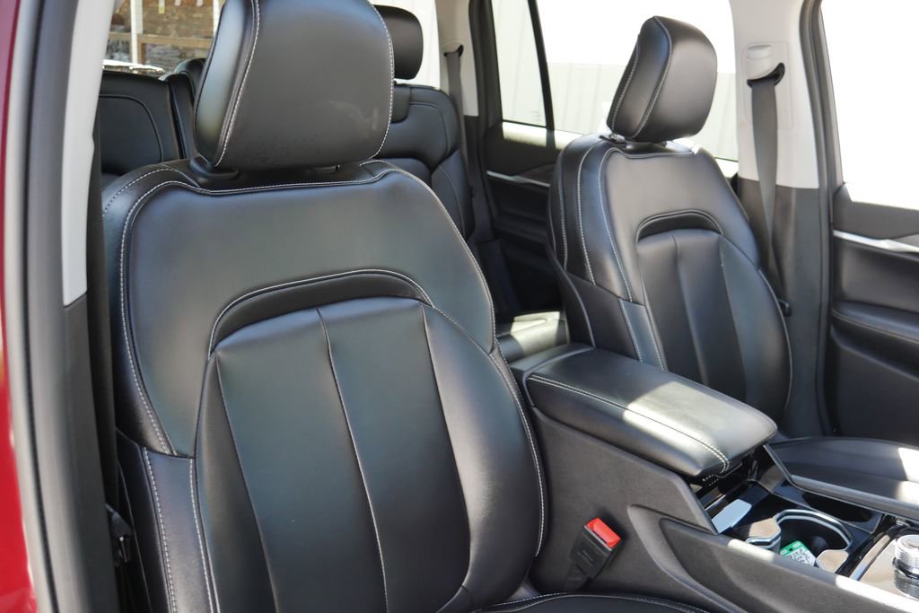 Used 2023 Jeep Grand Cherokee Limited image 22