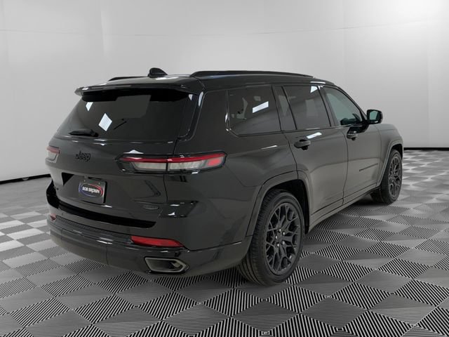 Used 2024 Jeep Grand Cherokee L Summit w/ High Altitude Package AWD/4WD image 5