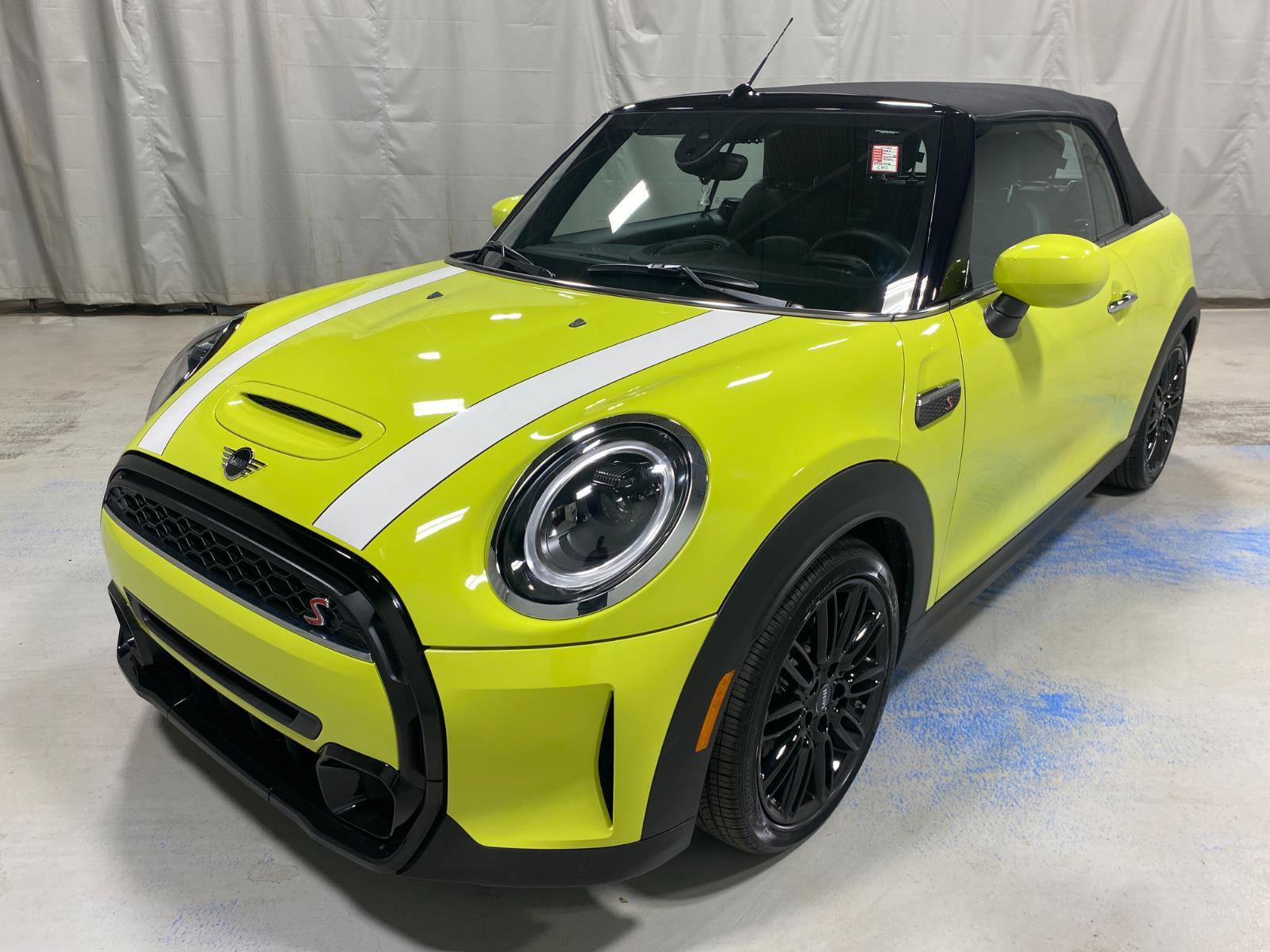 Certified 2023 MINI Cooper S image 1